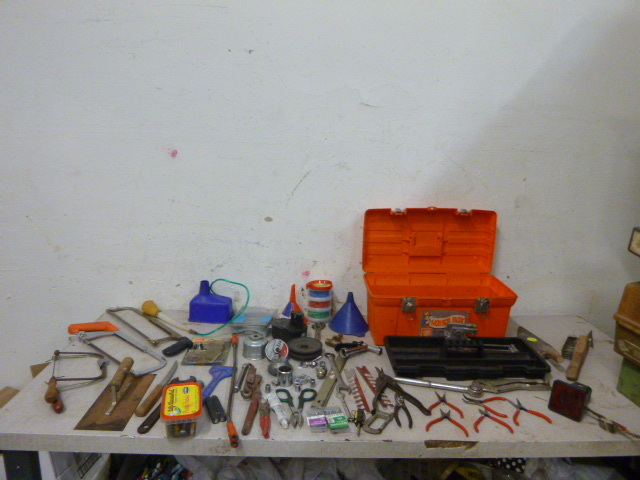 lot 105 image: Miscellaneous Tools