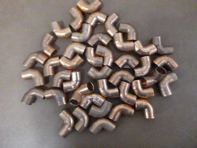 lot 117 image: 40 at 90 Degree Copper Elbows