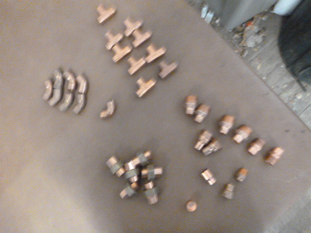 lot 119 image: Miscellaneous Copper Fittings