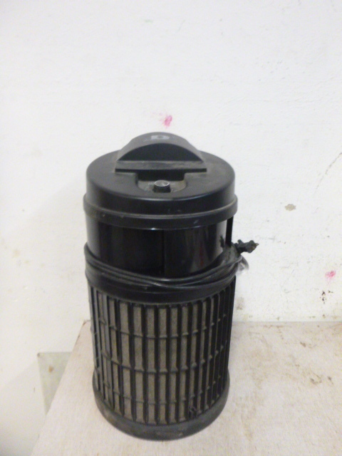 lot 147 image: Defender Medical Recirculating Air Cleaner