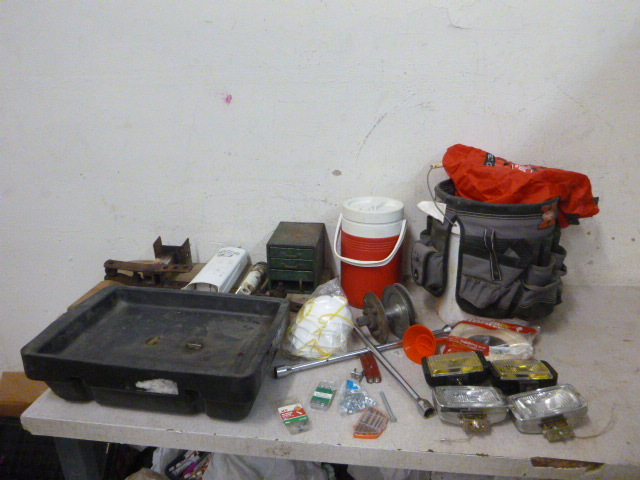 lot 188 image: Miscellaneous Garage Items