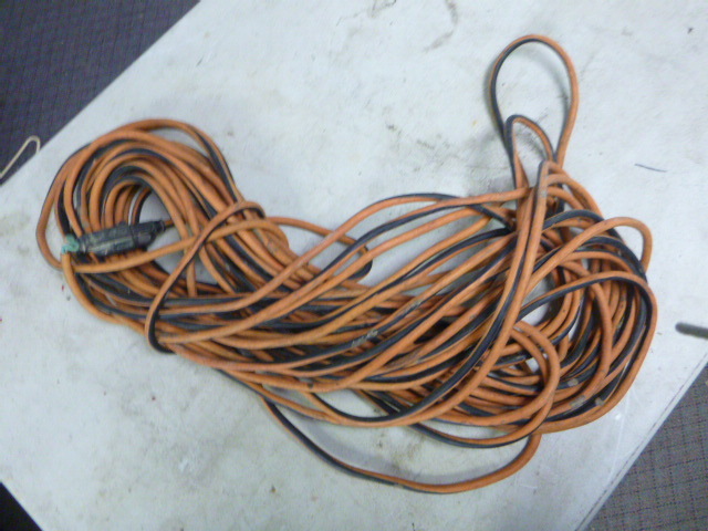 lot 200 image: Extension Cord