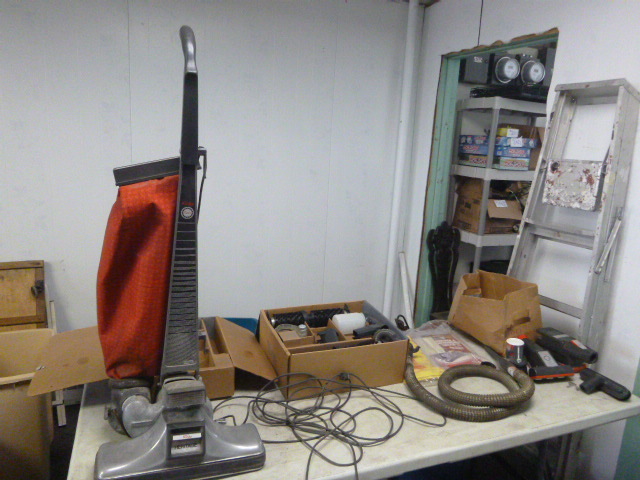 lot 205 image: Kirby Heritage Vacuum Cleaner
