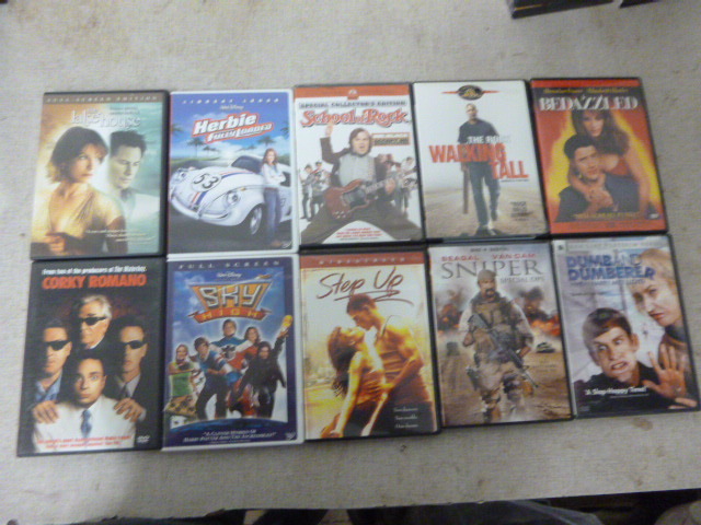 lot 225 image: 10 DVD Movies