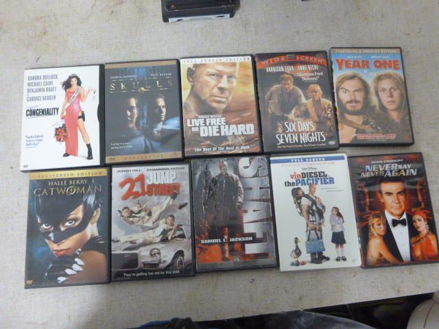 lot 236 image: 10 DVD Movies