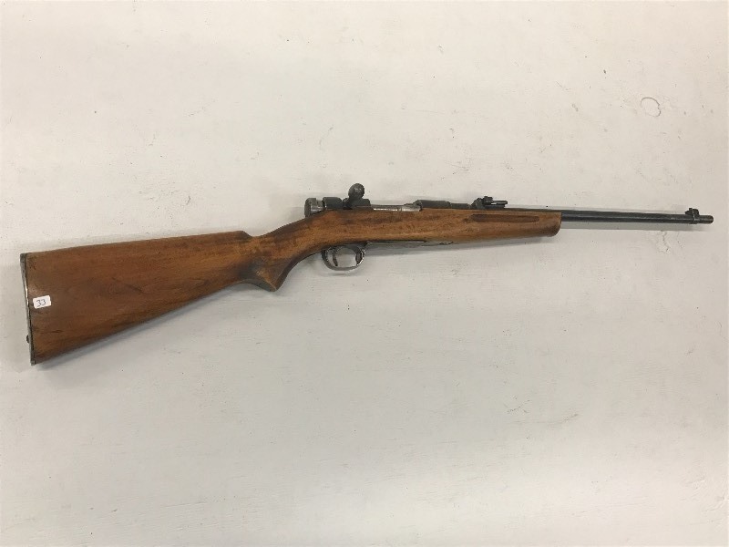 lot 33 image: Foreign Hunting Rifle