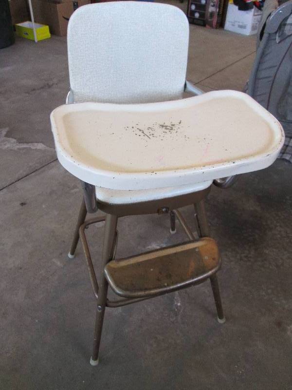 lot 33 image: Vintage high chair...