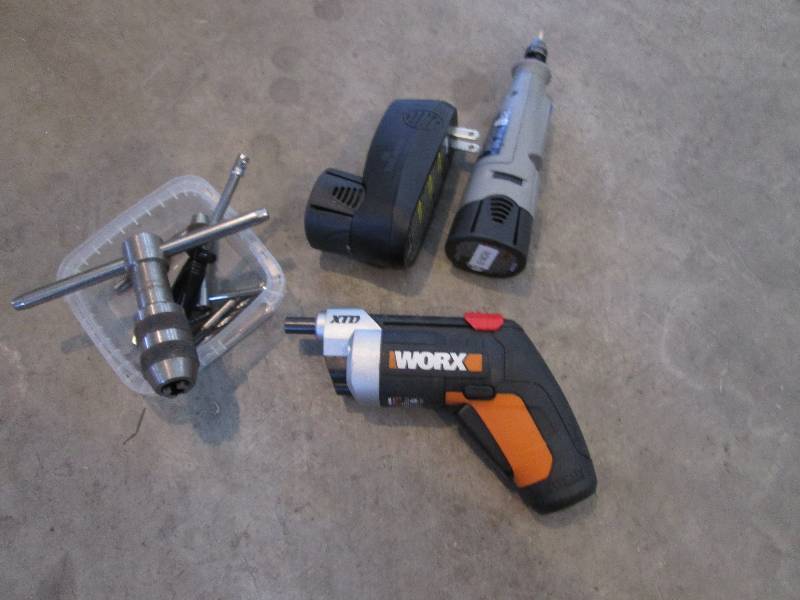 lot 39 image: Battery operated Dremmel and WORX d...