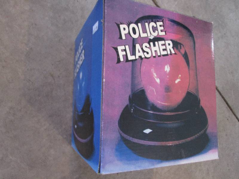 lot 44 image: Police flasher light...