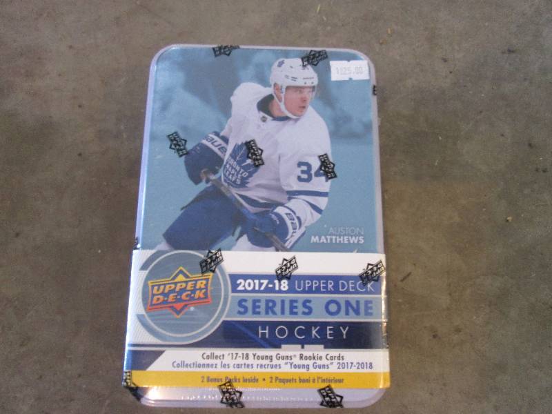 lot 61 image: Upper Deck 17-18 Hockey factory sea...