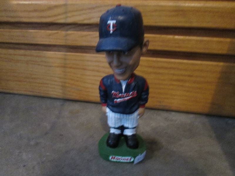 lot 79 image: Minnesota Twins bobblehead...