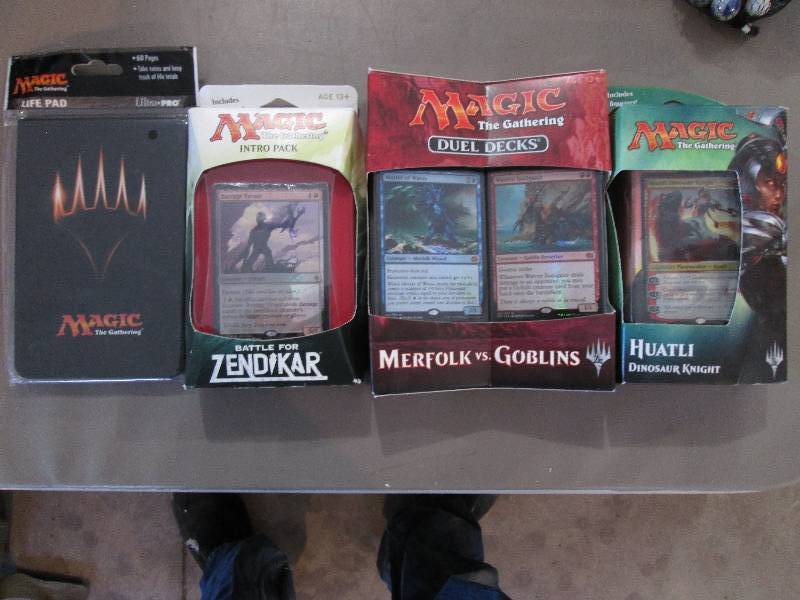 lot 104 image: Lot of Magic cards...