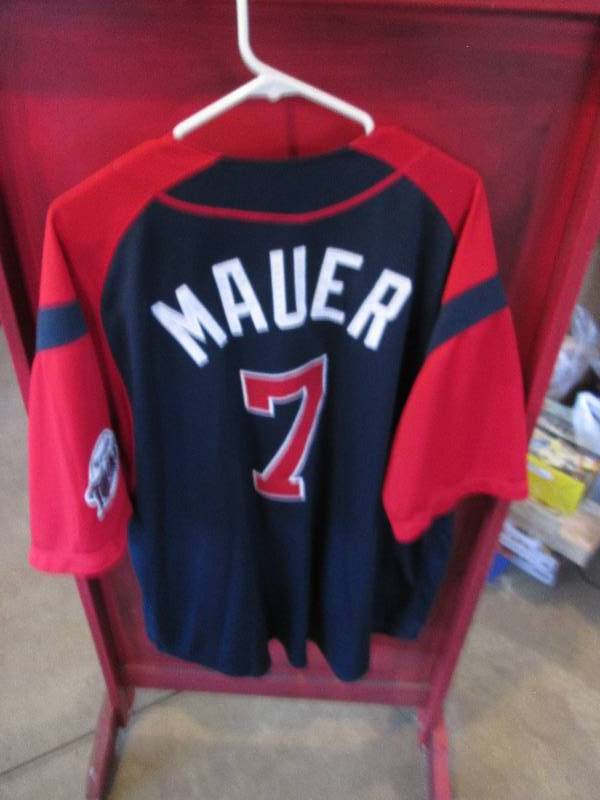lot 124 image: Mauer 7 jersey...