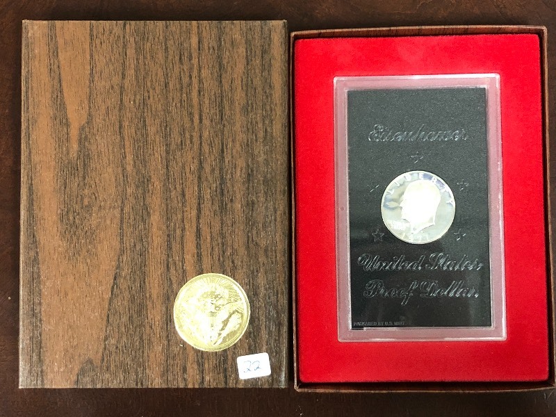 lot 22 image: U.S. Mint 1971 Eisenhower Proof Dol...