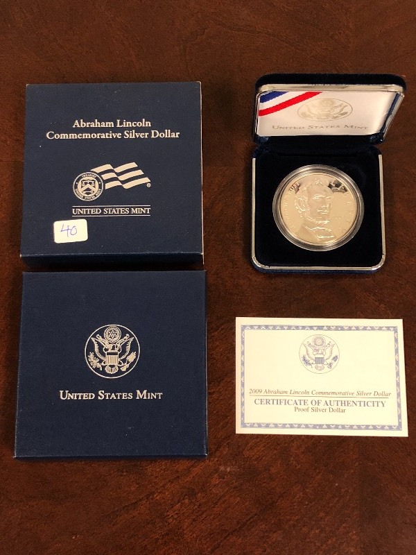 lot 40 image: 2009 Abe Lincoln Commemorative Silv...