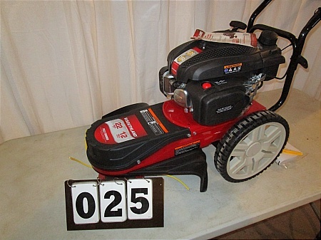 lot 25 image: Southland Field Trimmer