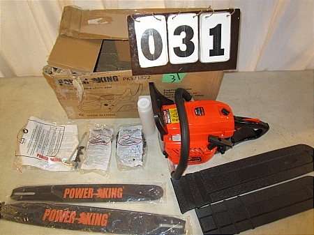 lot 31 image: Power King Chain Saw - 2 Bars