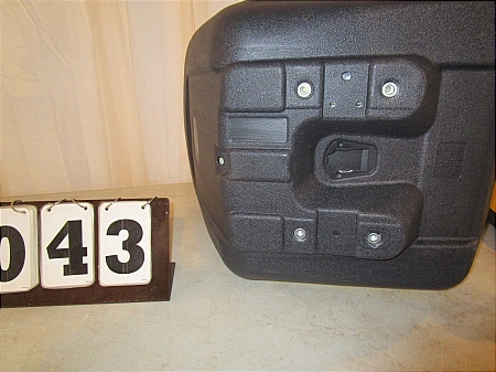 lot 43 image: Yellow  High Back Seat