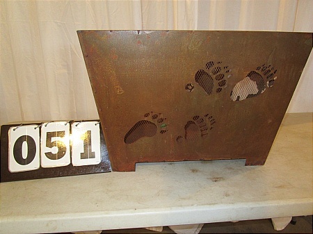 lot 51 image: Fire Basket - Bear Design