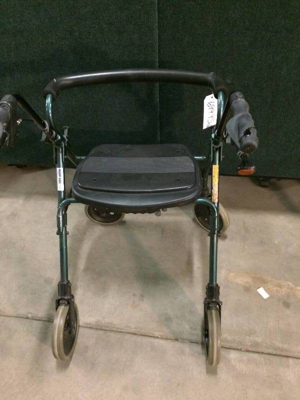 Nova Deluxe Rollator Walker&nbsp