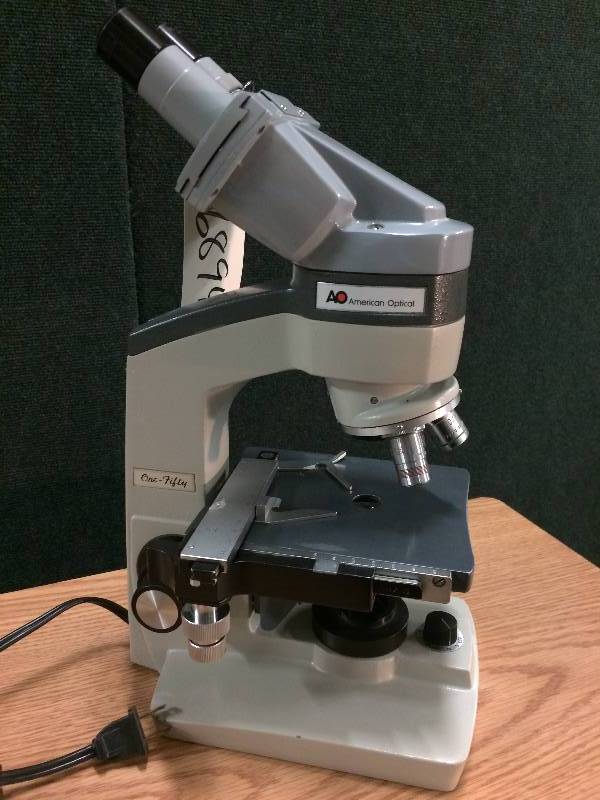 Powered Microscope&nbsp