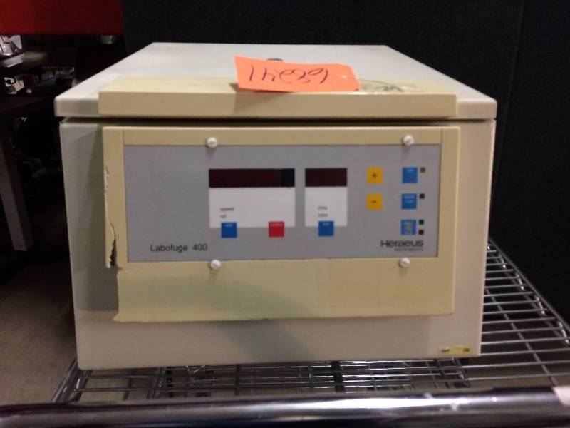 Labofuge 400 - Super Working Conditon - Small Cosmetic Chip To Side