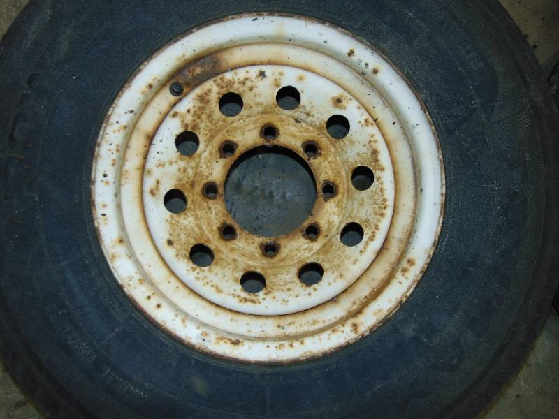 lot 7 image: Set of (4) ST235-8516 Trailer Tires With 8 Bolt Rims