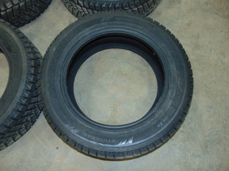 lot 43 image: Set of (4) Bridgestone Blizzak 23560R18 Tires