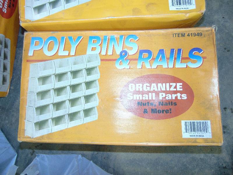 lot 40 image: Polly Bins and Rails Parts Organizer