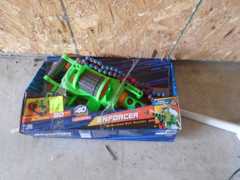 lot 31 image: Misc. Household Items