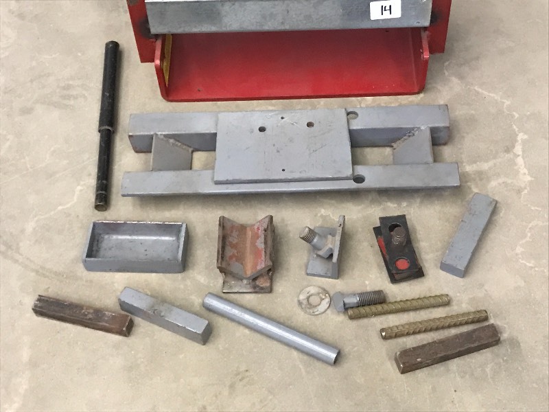 lot 14 image: 1-Ton Shop Press