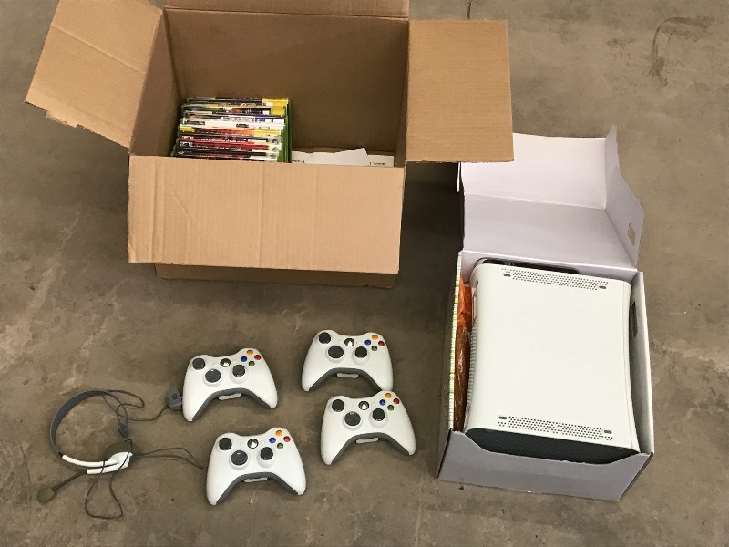 lot 58 image: XBOX 360 Gaming System With Games &...