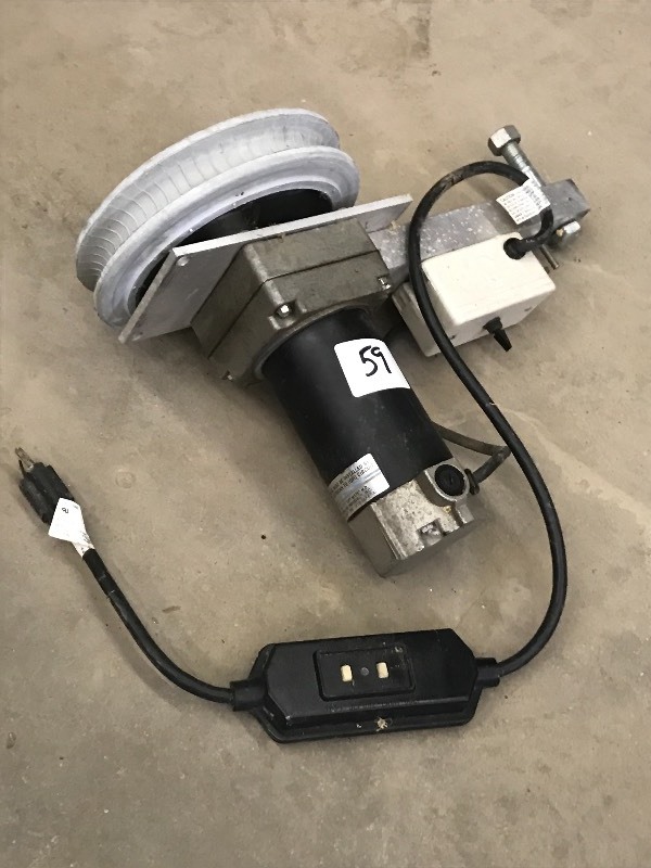 120Volt Electric Boat Lift Crank Wheel Assist April Consignments 4