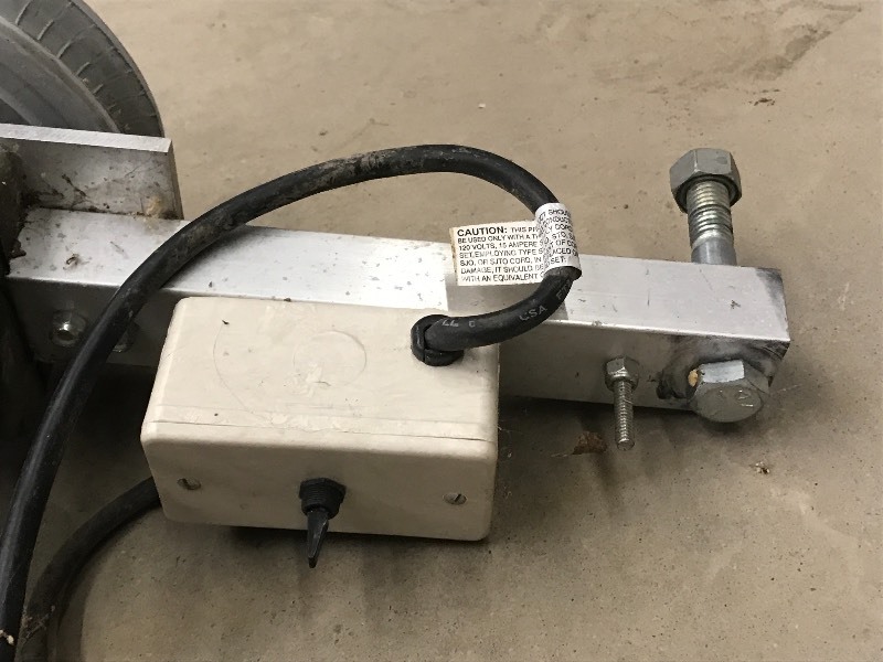 120Volt Electric Boat Lift Crank Wheel Assist April Consignments 4