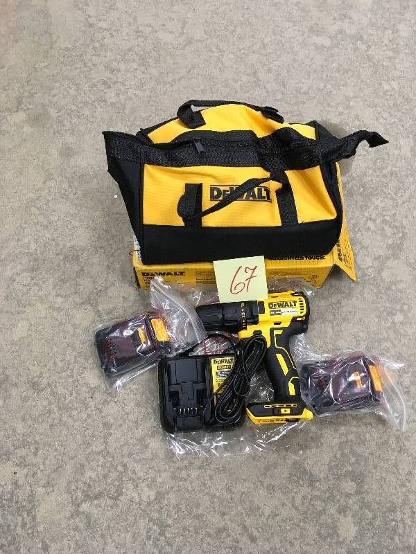 lot 67 image: DeWalt 20V Max Cordless Brushless Compact DrillDriver Kit