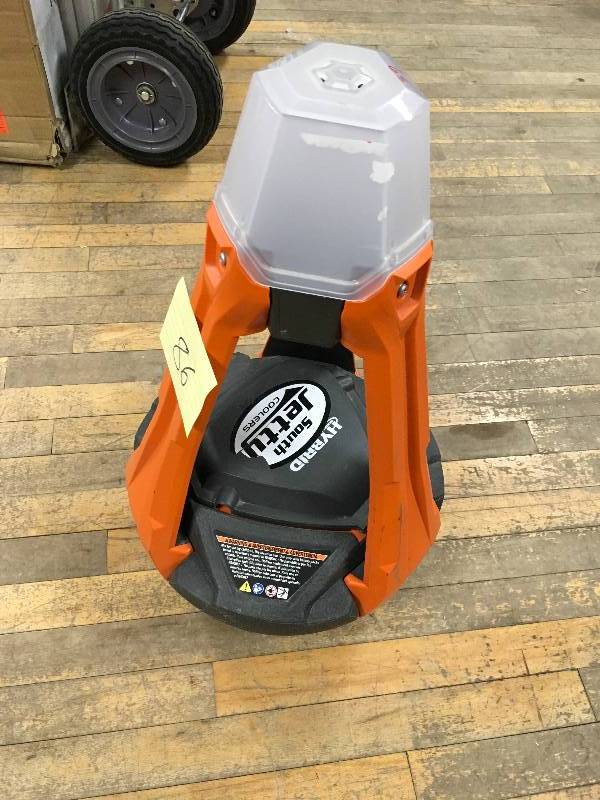 lot 86 image: Rigid Hybrid 18Volt Large Area Light