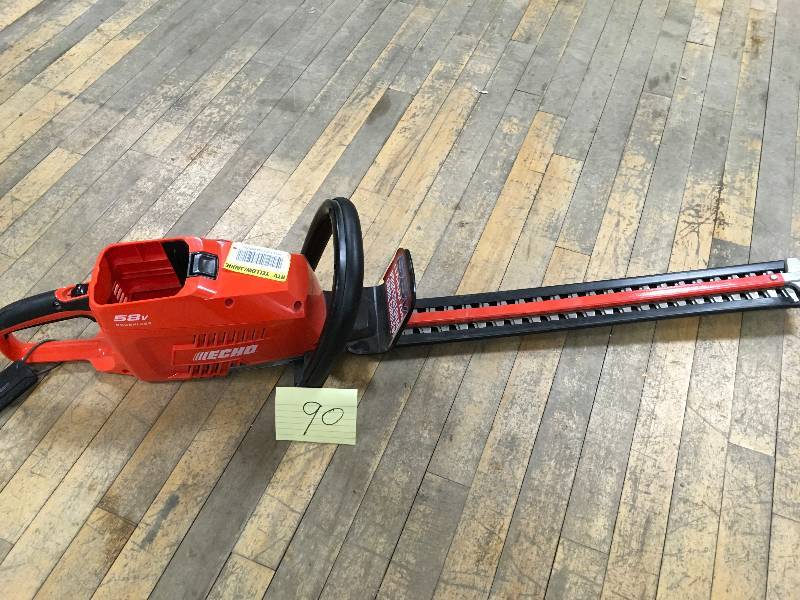 lot 90 image: EHCO 22 inch 58Volt Cordless Hedge Trimmer- Tool Only