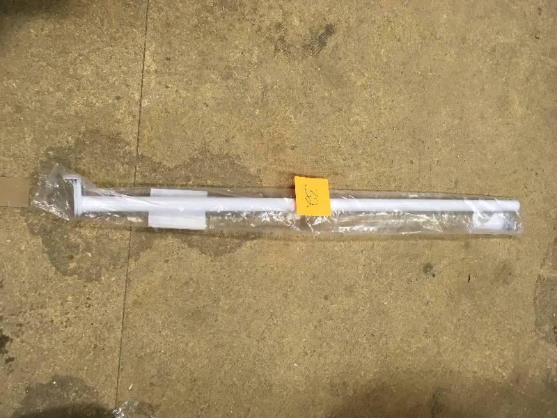 Richelieu Hardware 48 in to 72 in Adjustable Closet Rod, White