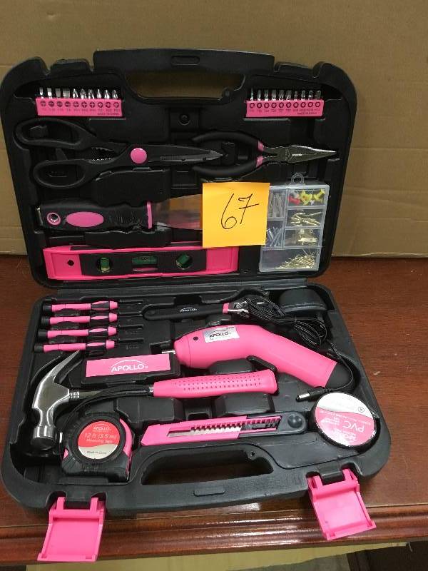 Apollo Tools 135-Piece Pink Hosehold Kit