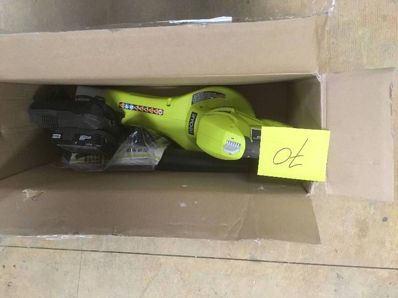 lot 70 image: Ryobi One 18 Volt Lithium Hybrid Dual Power Hard Surface Blower in working conditions