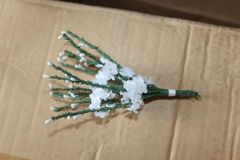 576 white & green wedding flowers