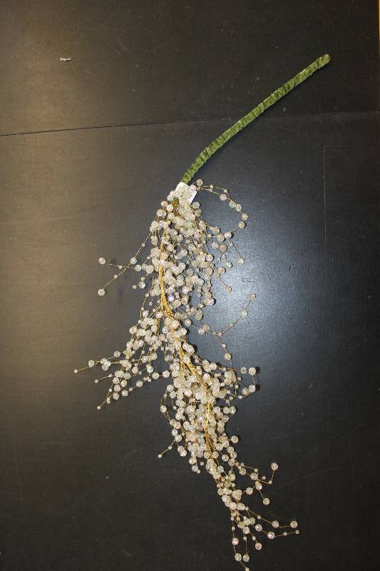 60 facet beaded spray