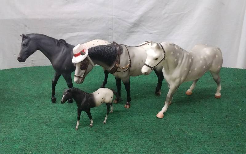 4-Breyer Horses