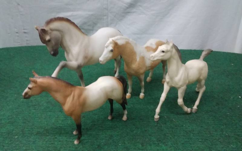 4-Breyer Horses