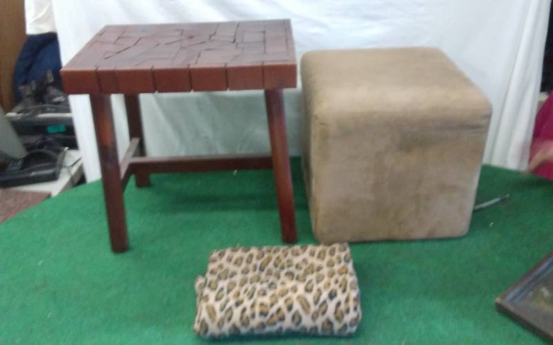 Wood Mosaic TableBench 12x17x17, Ottoman, Leopard Fleece Throw