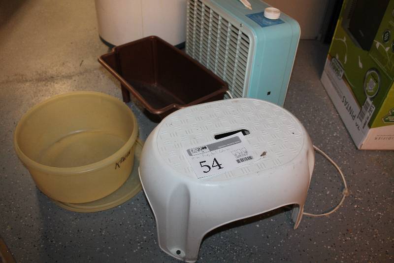 3-speed Box Fan, Stool, Cake Box