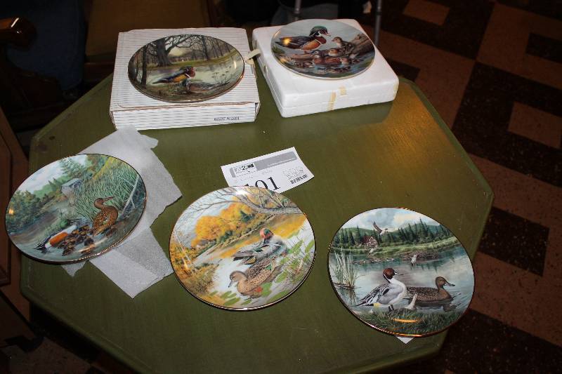 Lot of (5) Decorative Plates - The Wood Duck by Bart Jerner , Testing The Waters by Joe Thornbrugh, The Northen Shoveler by Bart Jerner, The Green Winged Teal by Bart Jerner, The Pintail by Bart Jerner