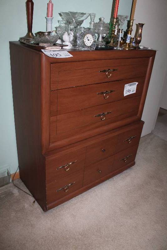 Huntley 5-Drawer Wood Dresser