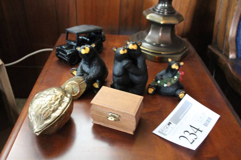 Table Dcor - Car, Bears, Box