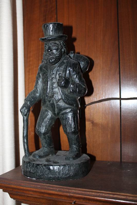 The Peddler Statue